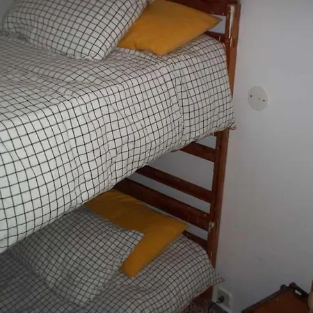 Apartment Sleeps 6 Wifi *